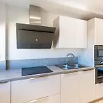 Apartman La Carihuela Beachfront Ii - Comfort, Style & Sea Views Torremolinos