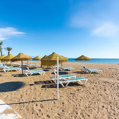Lejlighed La Carihuela Beachfront Ii - Comfort, Style & Sea Views *