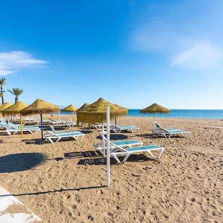 Apartman La Carihuela Beachfront Ii - Comfort, Style & Sea Views *