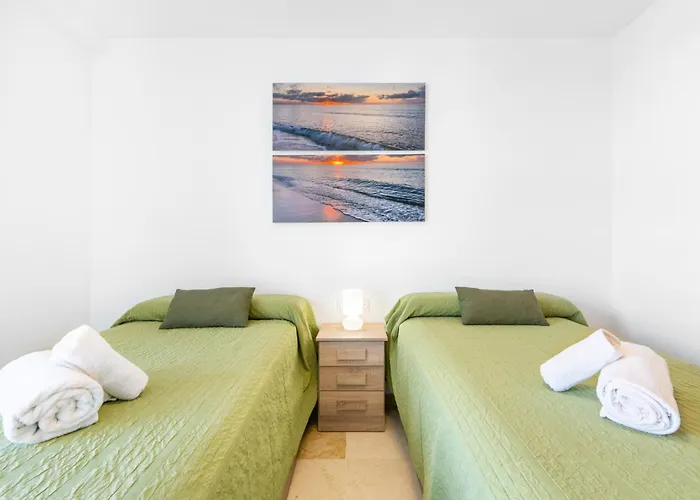 La Carihuela Beachfront Ii - Comfort, Style & Sea Views * Torremolinos