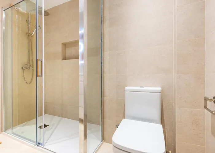 La Carihuela Beachfront Ii - Comfort, Style & Sea Views Apartment Torremolinos