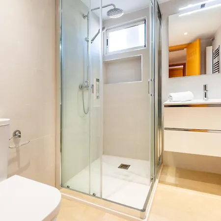 La Carihuela Beachfront Ii - Comfort, Style & Sea Views